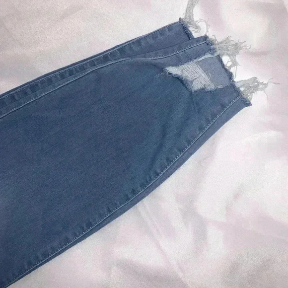 Torrid Super Soft Jegging Eco Medium Wash Disco Fever 3 Button Closure SIZE 20T - Picture 7 of 11